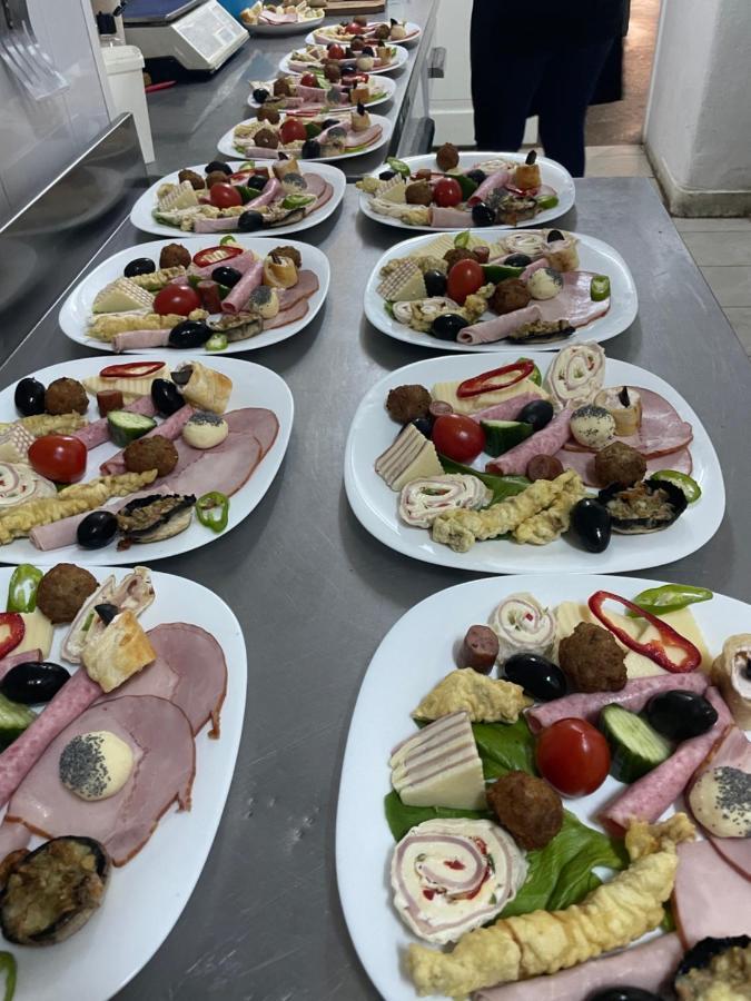 Pensiunea El Greco Frîna Exteriér fotografie